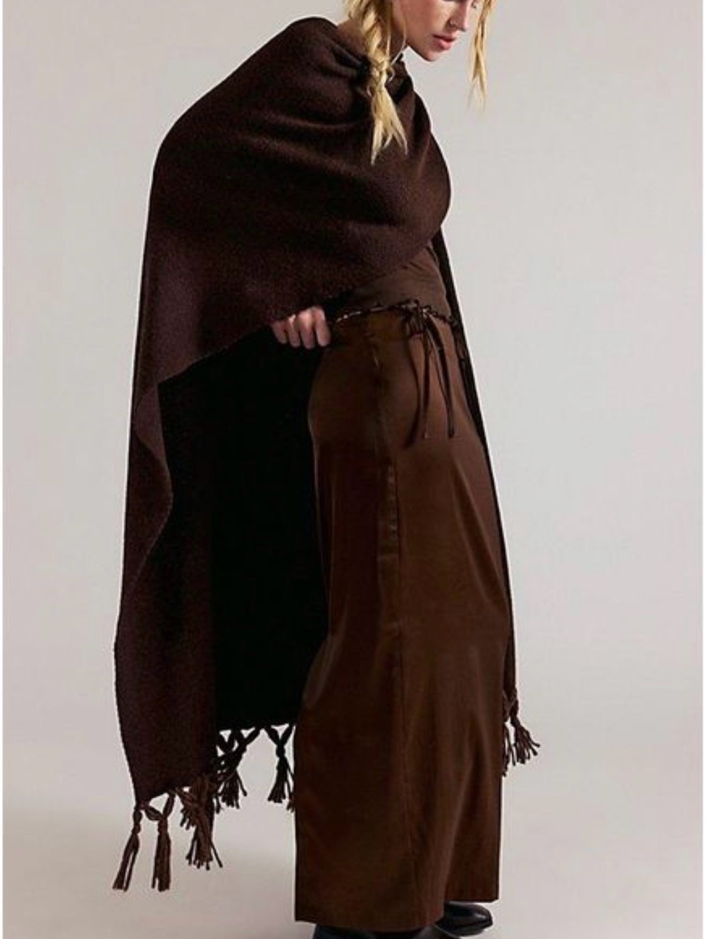 New Free People Women's Long Brown Blanket/Shawl size Os.